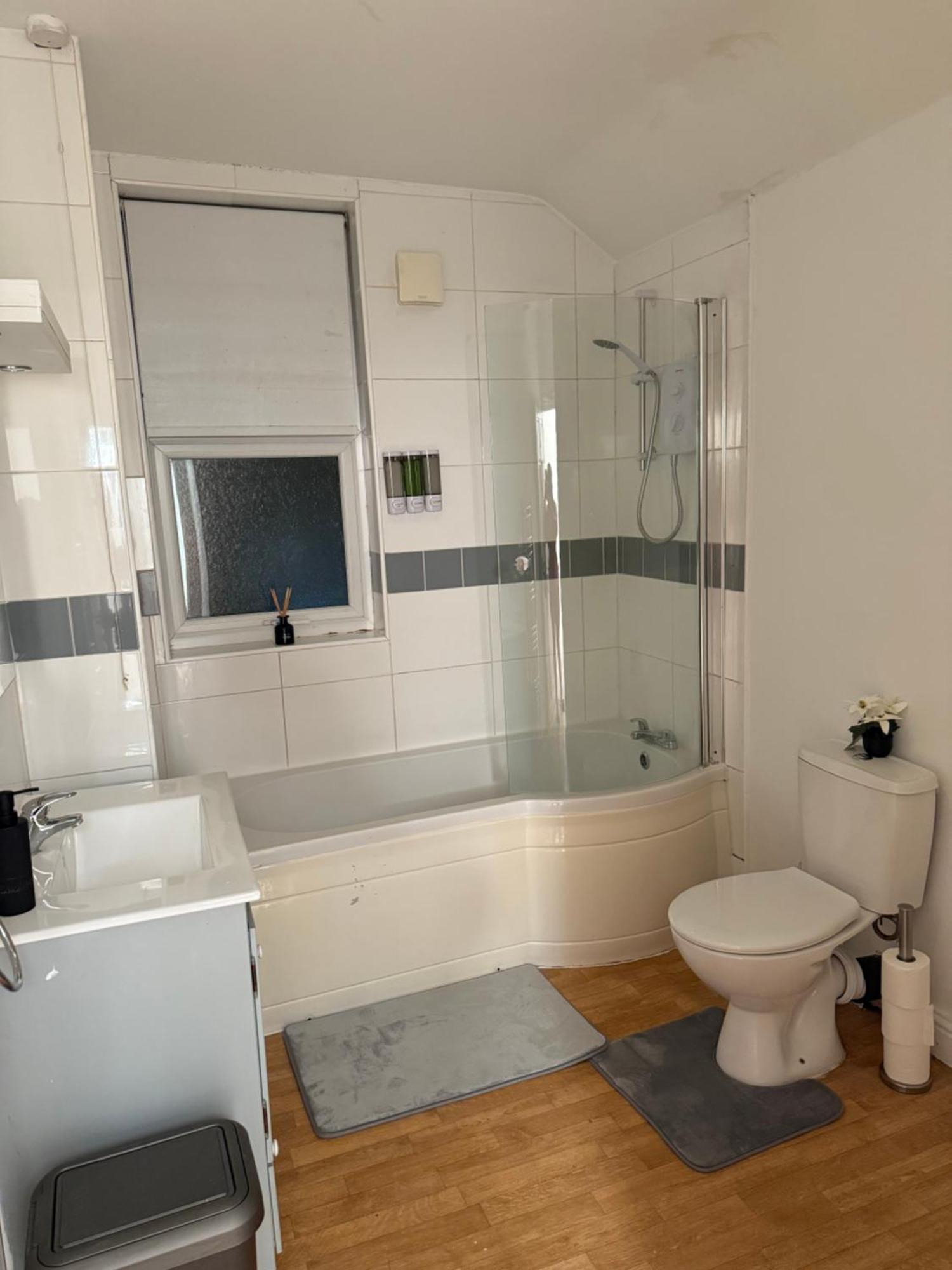 3 Bedroom Terraced Home Nottingham Exterior photo